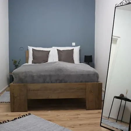 Apartma Mami *
